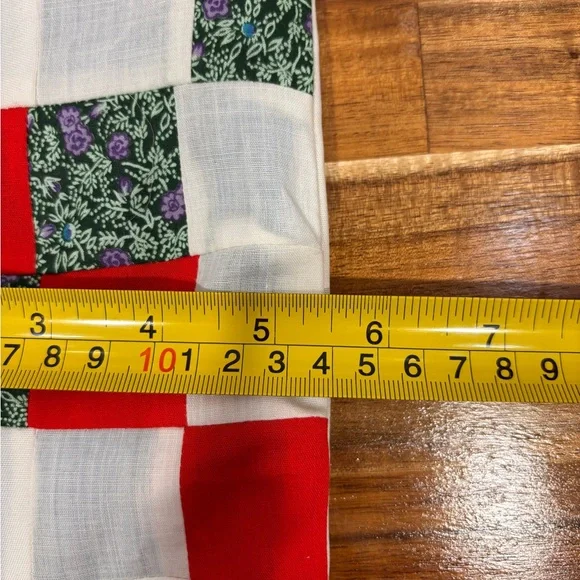 Set of 2 Quilted Patchwork Granny Square Vintage Stockings Christmas Cottage Cor - Picture 11 of 11